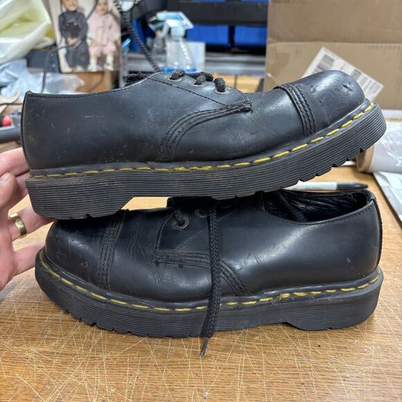 Vintage 90s Dr Martens Shoes Steel Toe 9875 Oxfords Made in ENGLAND Sz 7 - 3 Eye main image 4